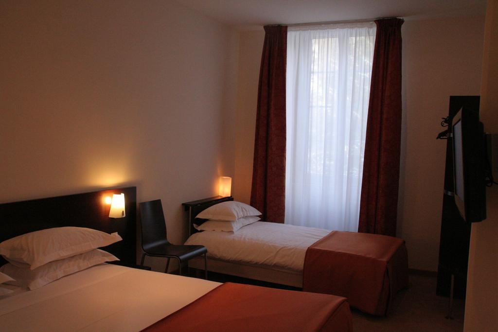 Hotel La Beauze Aubusson  Cameră foto